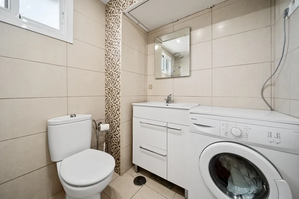 Bathroom, WL Costa Properties · 2024 · shoot 5