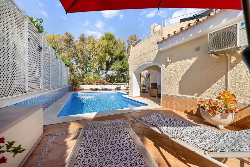 Pool, Mila Homes · 2024 · shoot 6