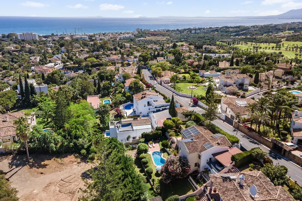 Aerial view, Private owner · 2024