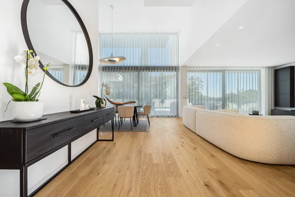 Open plan living and dining, Private owner · 2024