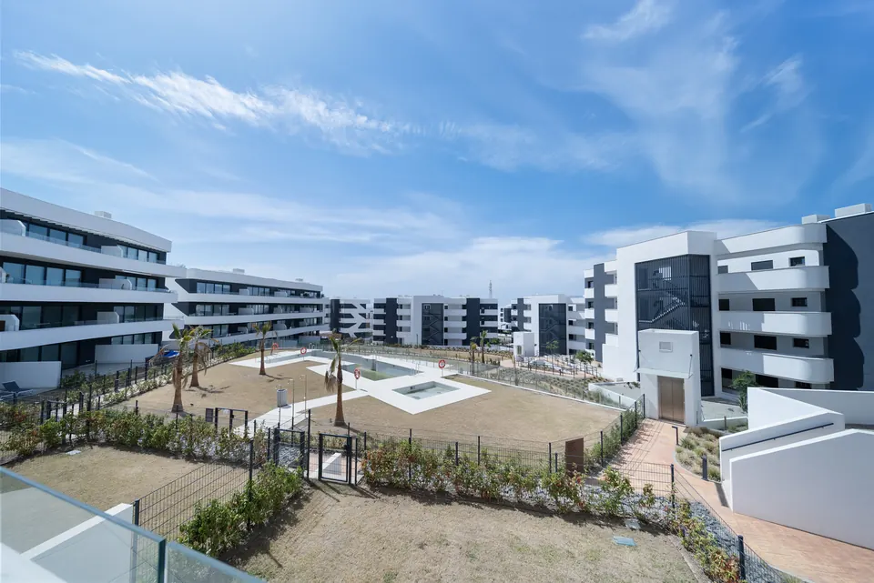Exterior, WL Costa Properties · 2024 · shoot 11
