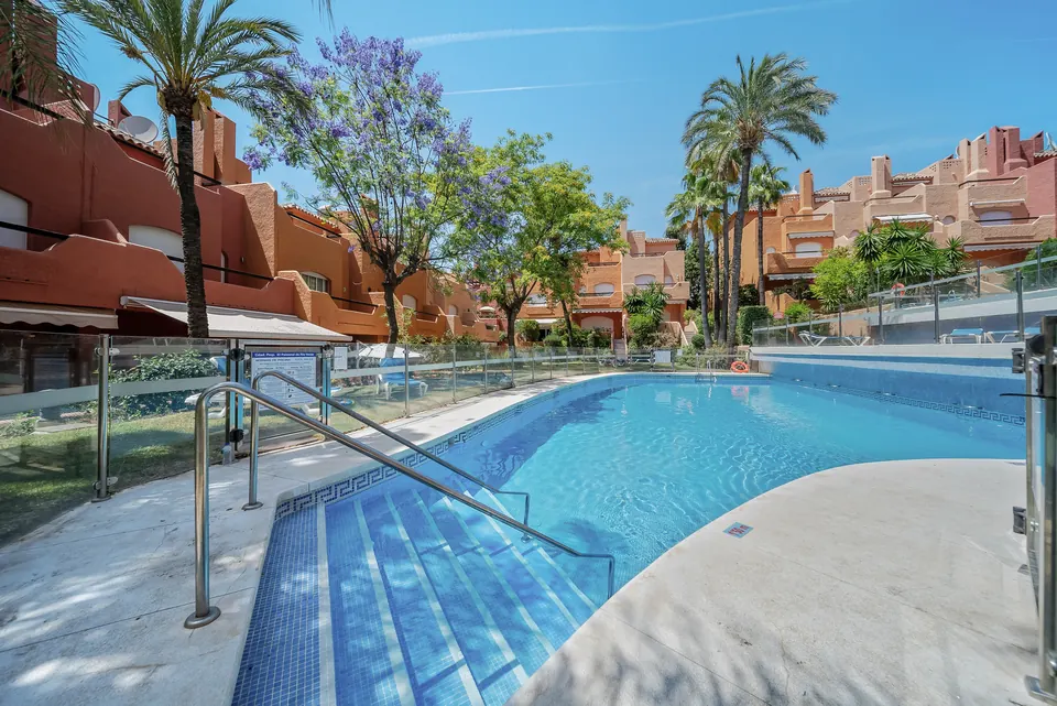 Pool, Mila Homes · 2024 · shoot 8