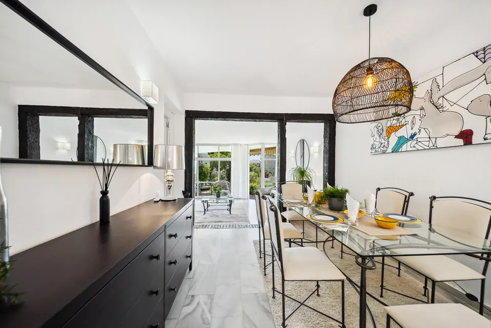 Open plan living and dining, Suncoaster · 2024 · shoot 7