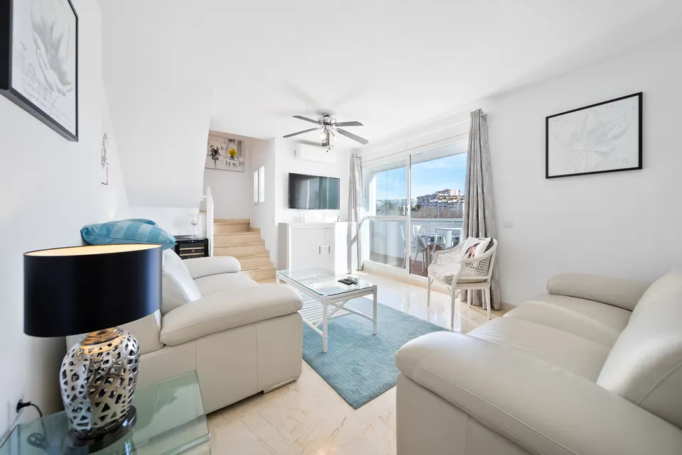 Living room, WL Costa Properties · 2024 · shoot 1