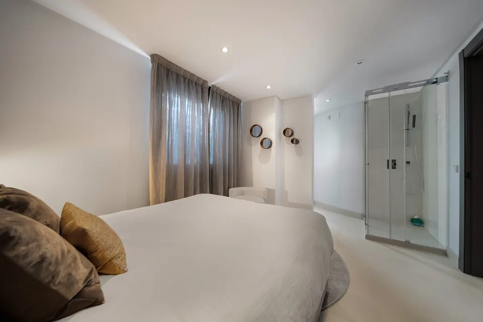 Bedroom, WL Costa Properties · 2024 · shoot 14
