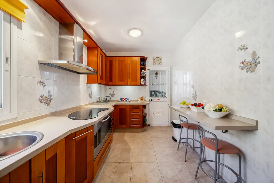 Kitchen, WL Costa Properties · 2024 · shoot 26