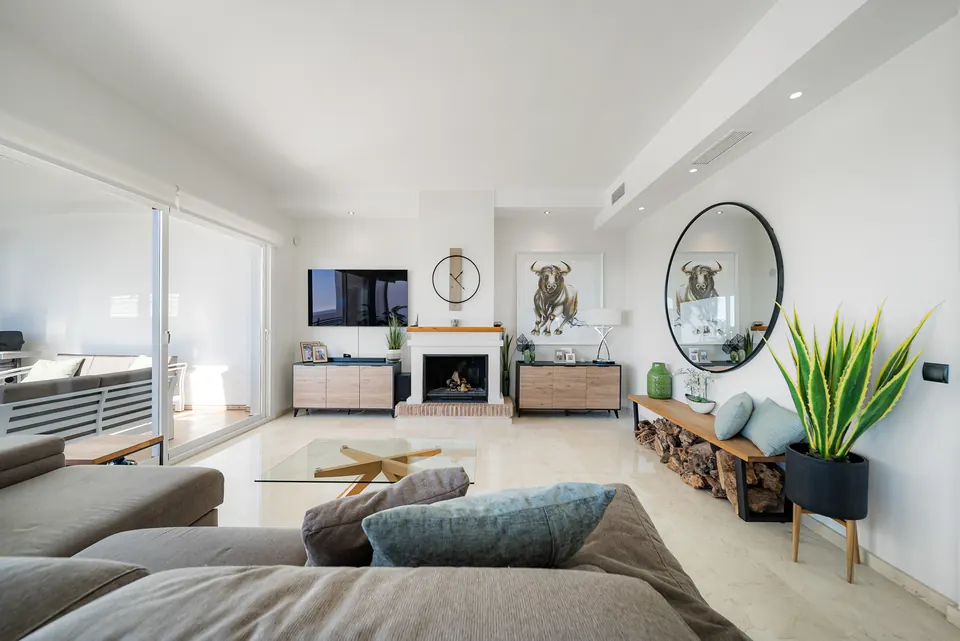Living room, WL Costa Properties · 2024 · shoot 28
