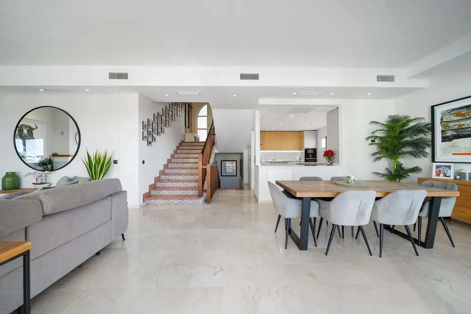 Open plan living and dining, WL Costa Properties · 2024 · shoot 28