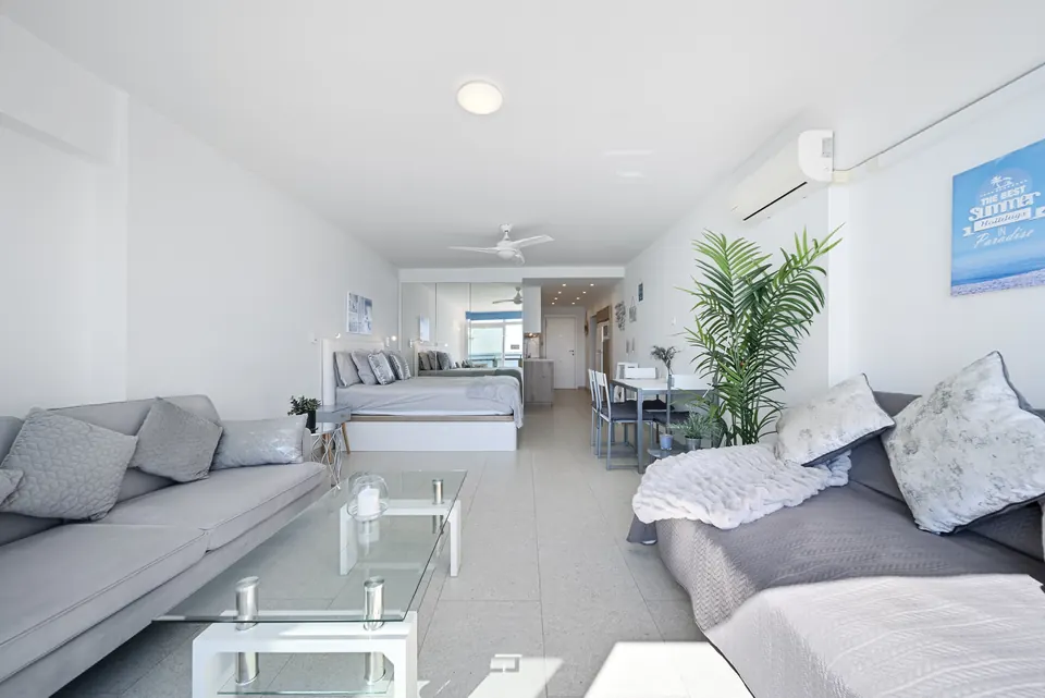 Open plan living and dining, WL Costa Properties · 2024 · shoot 2