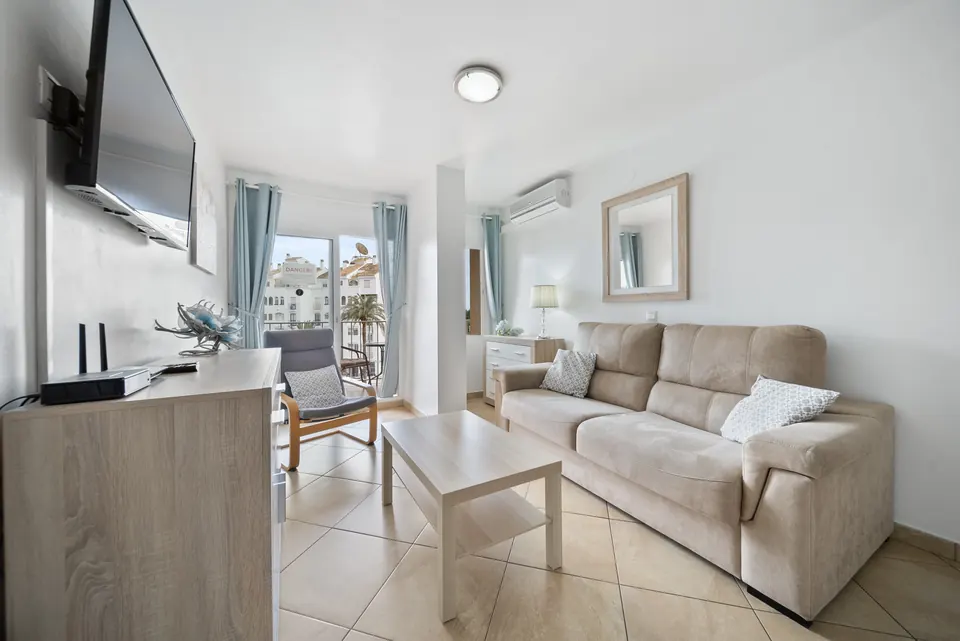 Living room, WL Costa Properties · 2024 · shoot 4