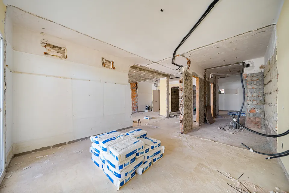 Open plan living and dining, Private owner · 2025