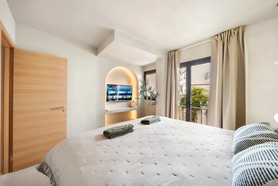 Bedroom, Private owner · 2025