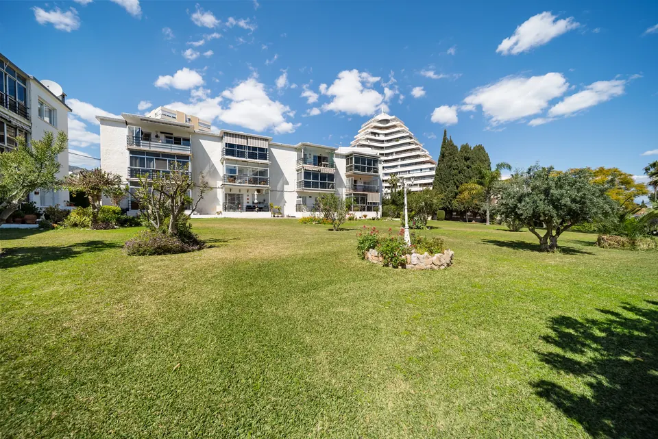 Garden, WL Costa Properties · 2025