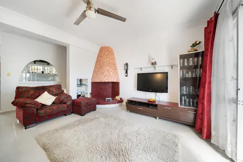 Living room, WL Costa Properties · 2025