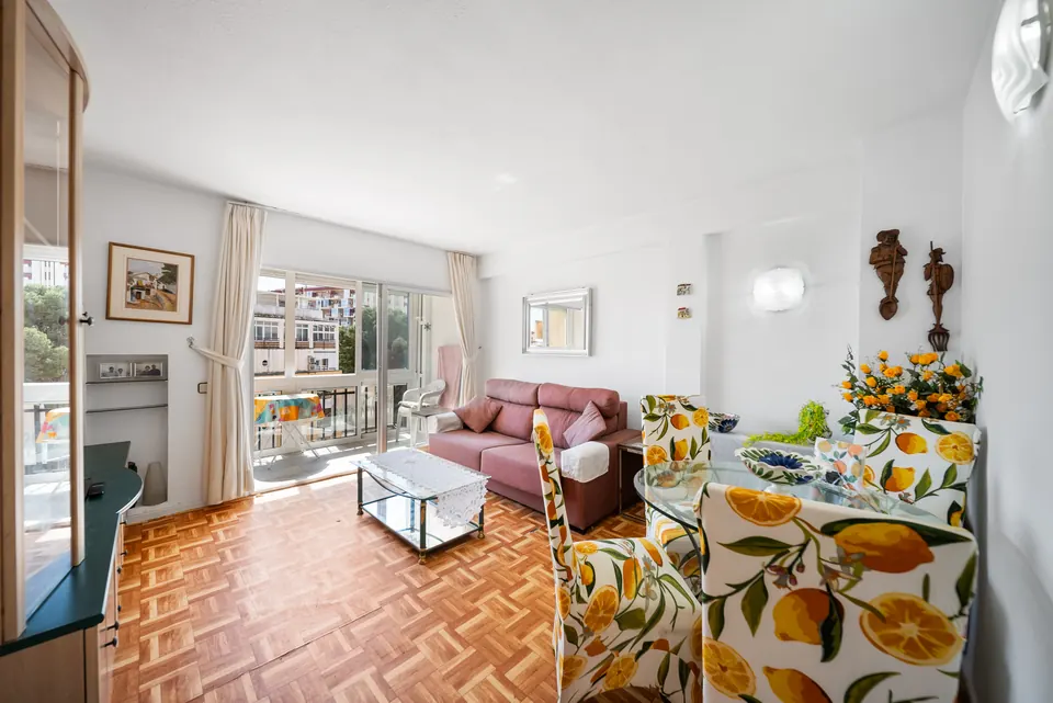 Living room, WL Costa Properties · 2025