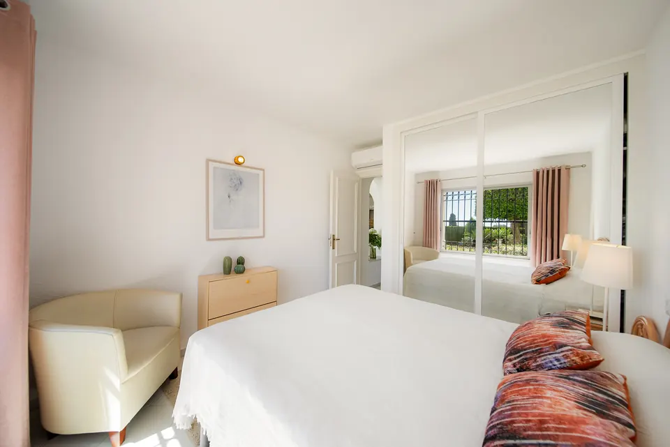 Bedroom, Private owner · 2025