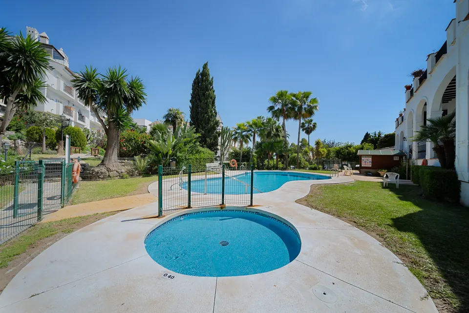 Pool, Property · 2025