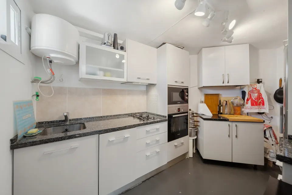 Kitchen, WL Costa Properties · 2025 · shoot 9