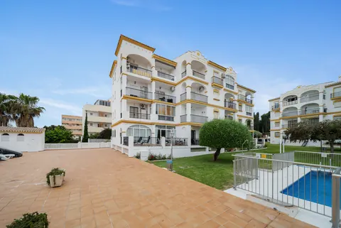 Exterior, WL Costa Properties · 2025 · shoot 11