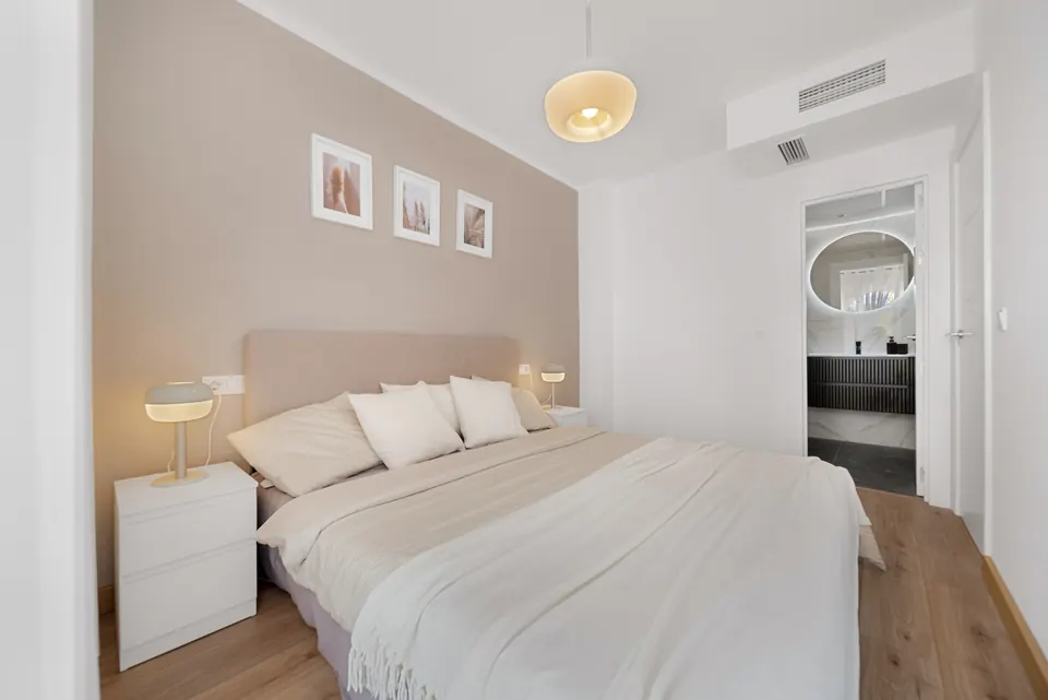 Bedroom, Private owner · 2025