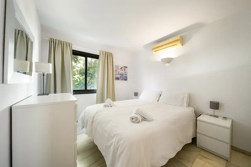 Bedroom, Suncoaster · 2025 · shoot 2