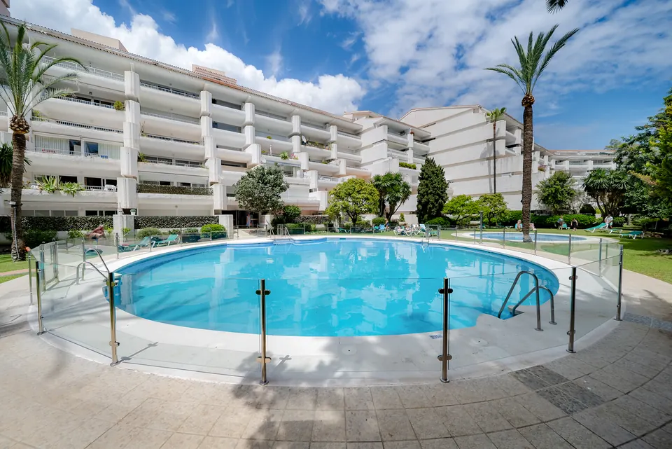 Pool, Mila Homes · 2025 · shoot 6