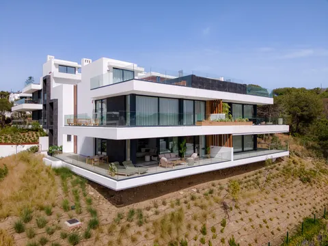 Exterior, Private owner · 2025