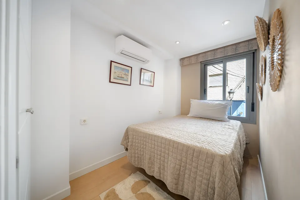 Bedroom, Private owner · 2025