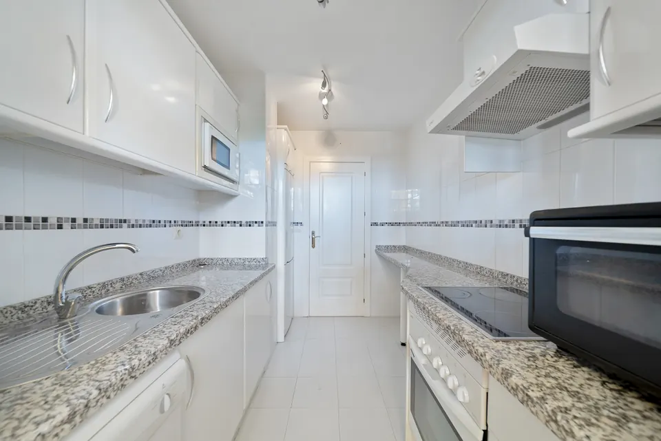 Kitchen, WL Costa Properties · 2025 · shoot 17