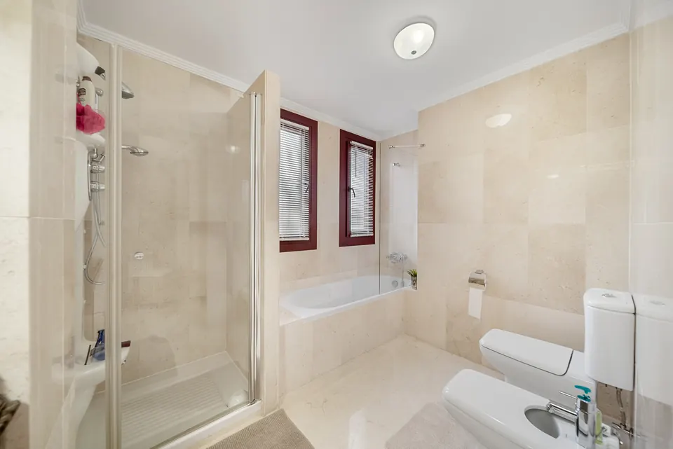 Bathroom, Utopía Coast Properties · 2025 · shoot 5