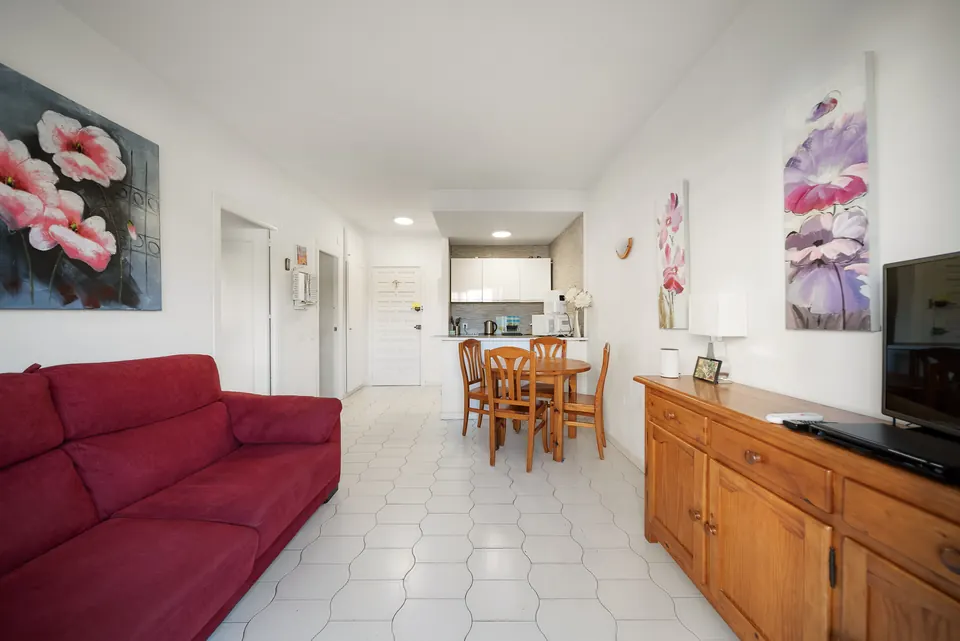 Open plan living and dining, WL Costa Properties · 2025 · shoot 2