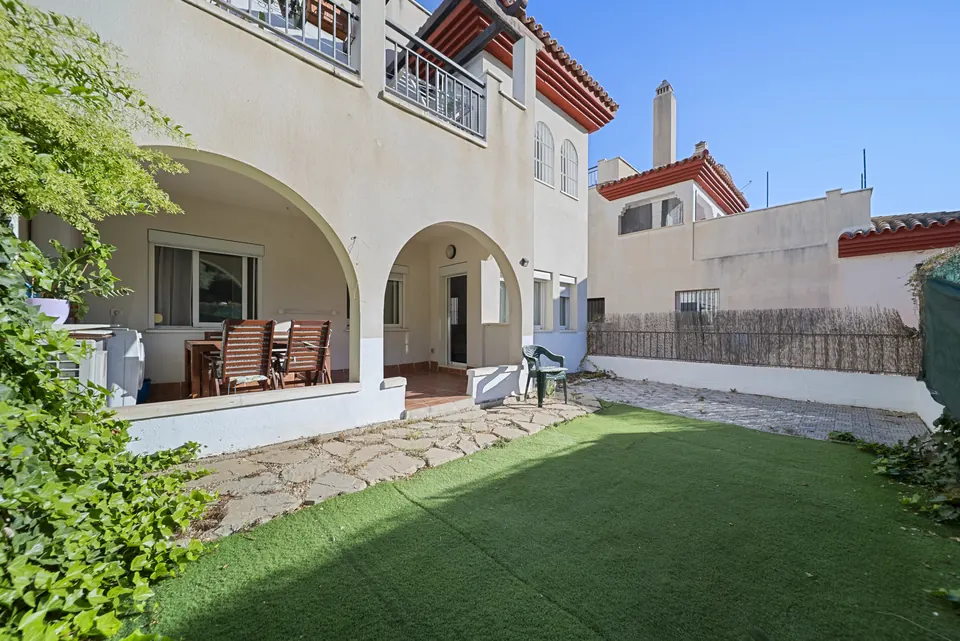 Garden, WL Costa Properties · 2025 · shoot 21