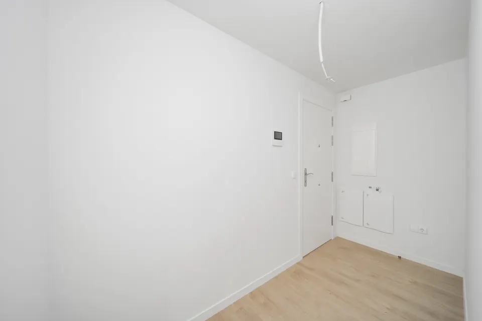 Entrance, Private owner · 2025