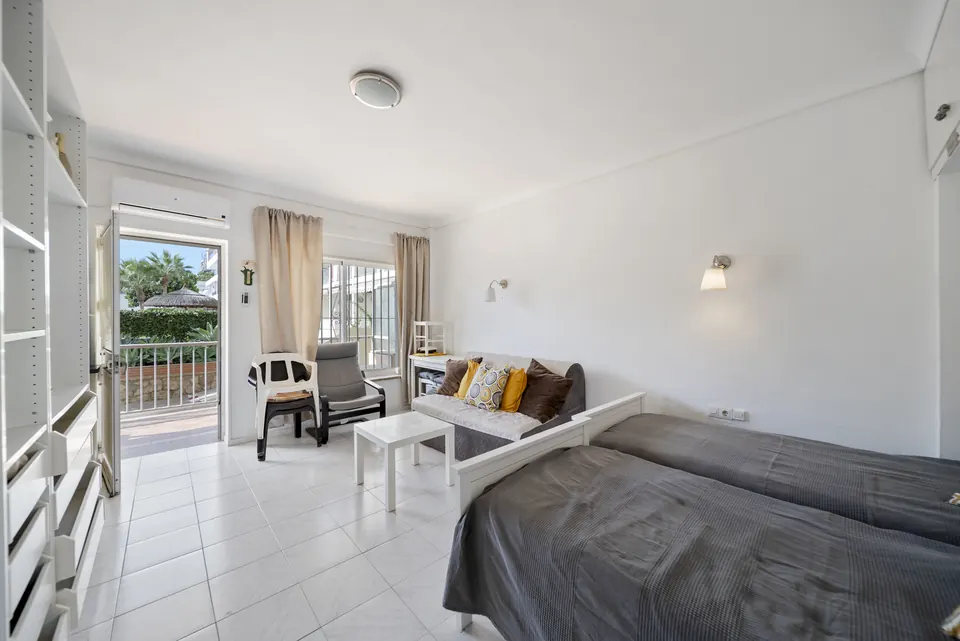 Living room, WL Costa Properties · 2025 · shoot 25