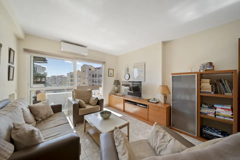 Living room, WL Costa Properties · 2025 · shoot 26