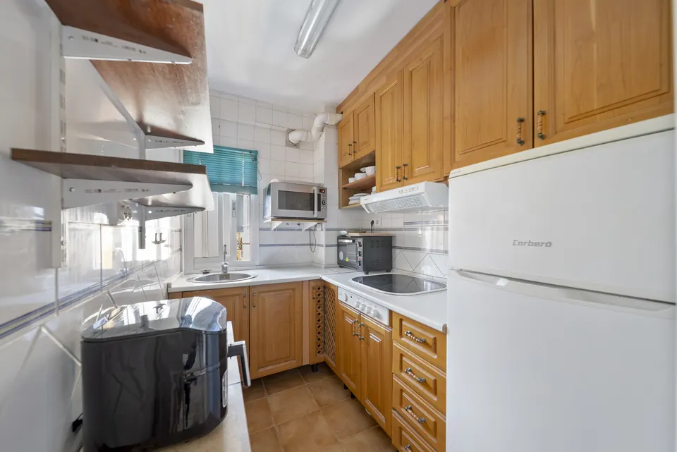 Kitchen, WL Costa Properties · 2025 · shoot 26