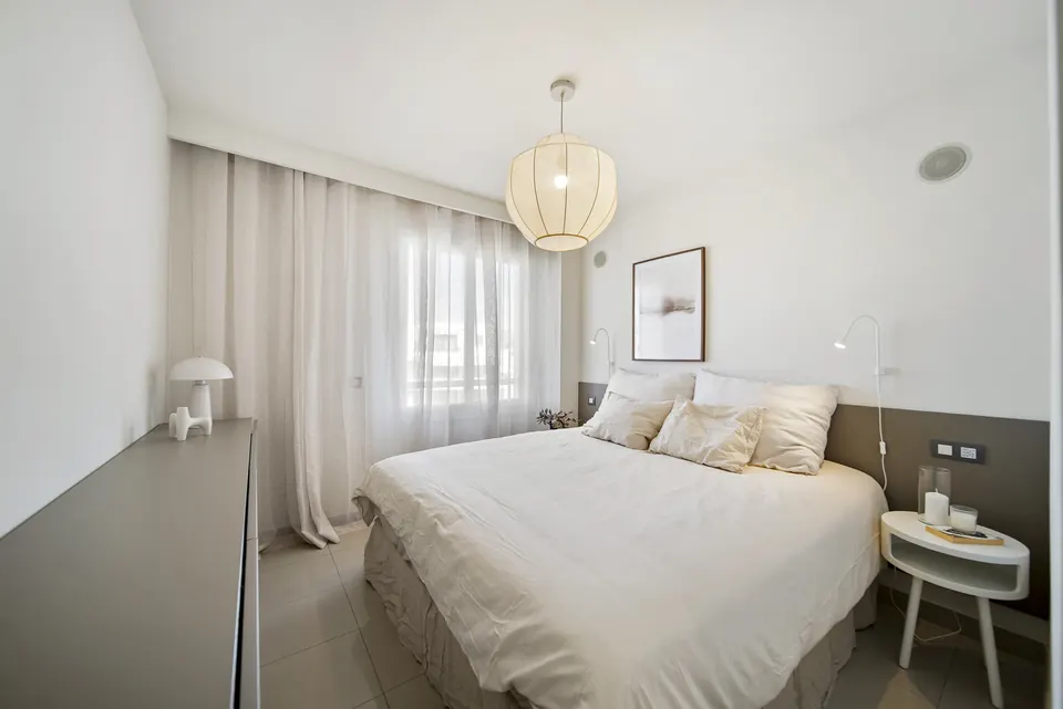 Bedroom, Private owner · 2025