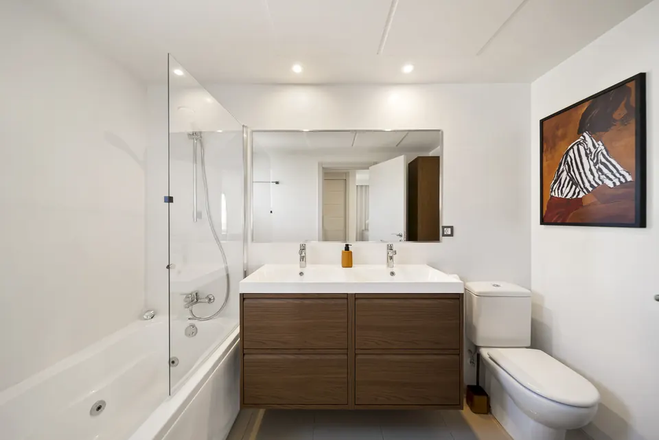 Bathroom, Private owner · 2025
