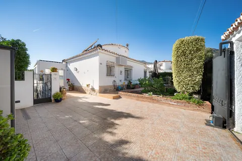 Exterior, WL Costa Properties · 2025 · shoot 3