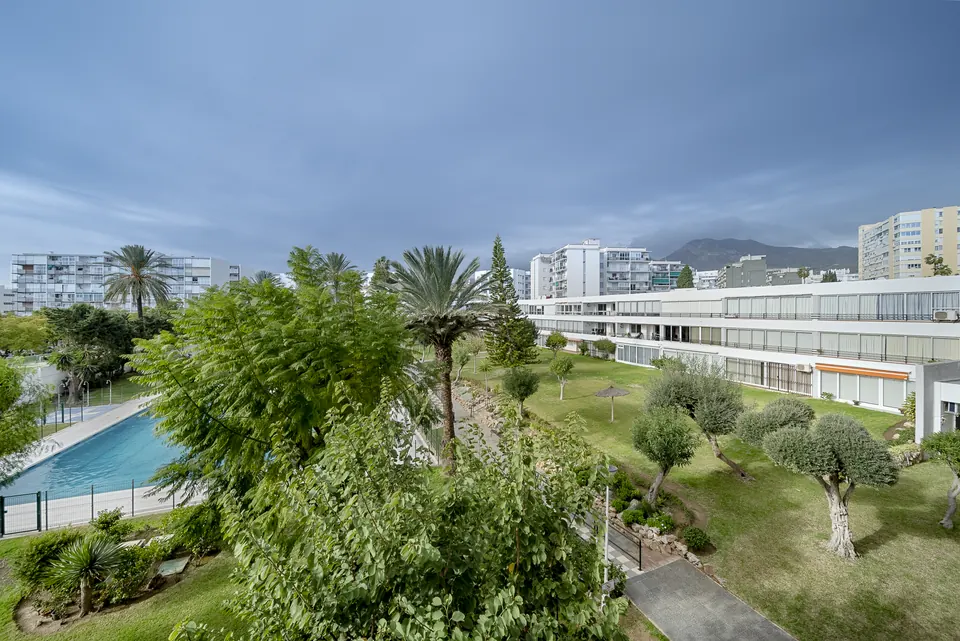 Garden, WL Costa Properties · 2025 · shoot 28