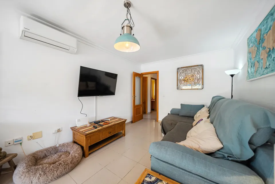 Living room, WL Costa Properties · 2025 · shoot 4