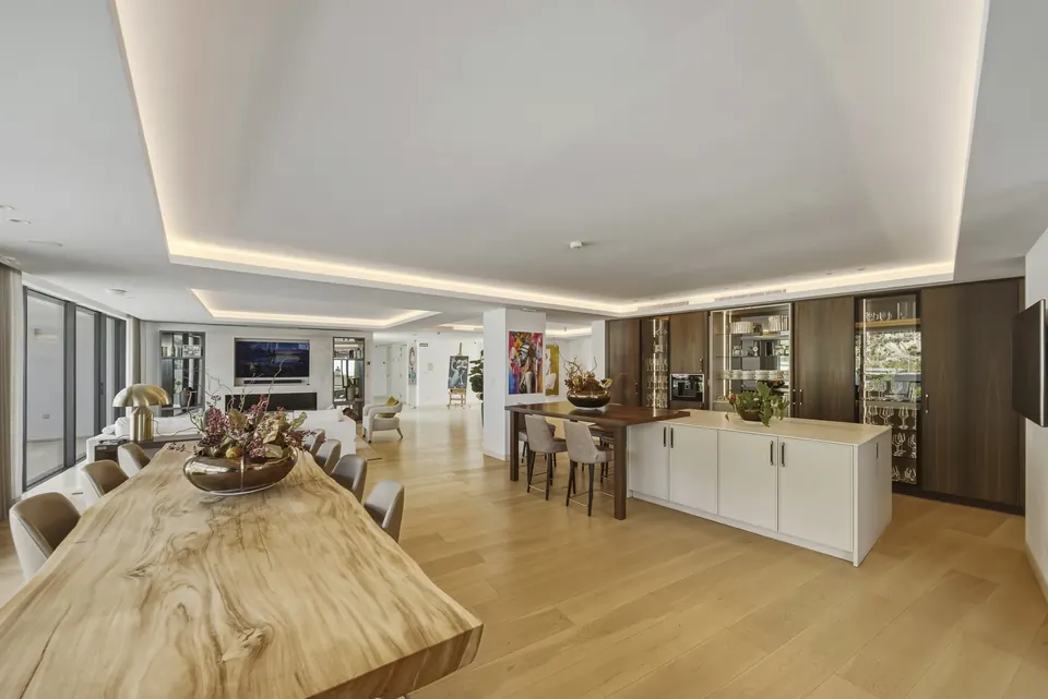 Open plan living and dining, Private owner · 2026