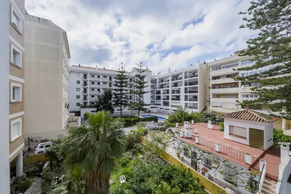 Garden, WL Costa Properties · 2026 · shoot 10