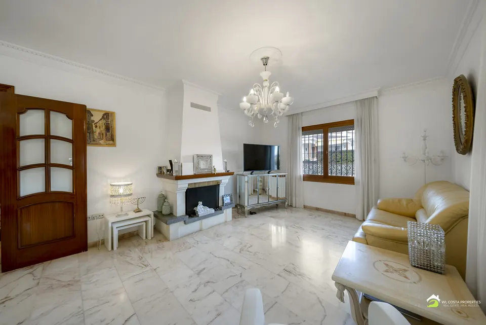 Living room, WL Costa Properties · 2026 · shoot 1