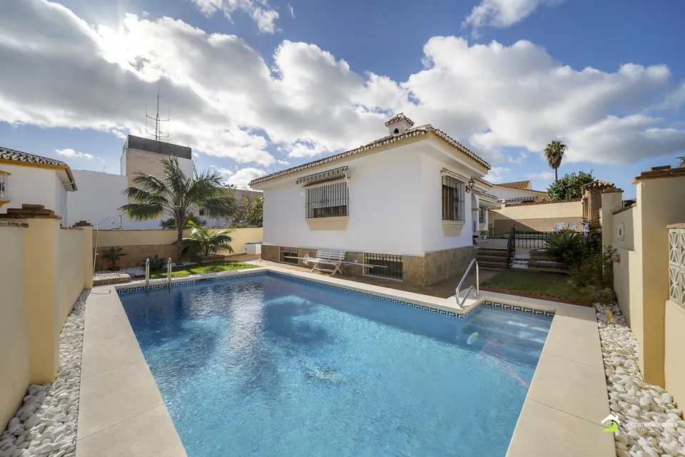 Pool, WL Costa Properties · 2026 · shoot 1