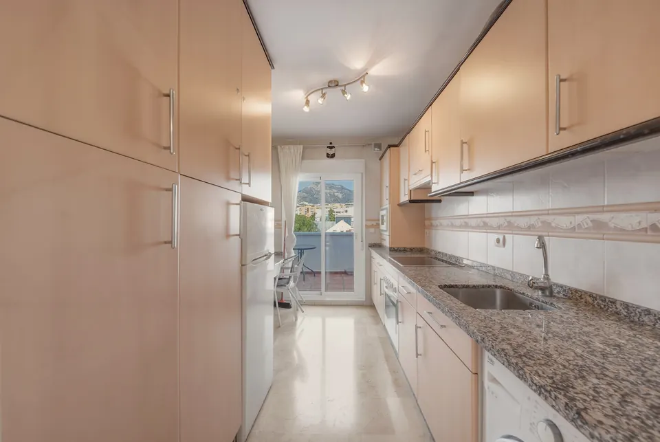 Kitchen, WL Costa Properties · 2026 · shoot 13