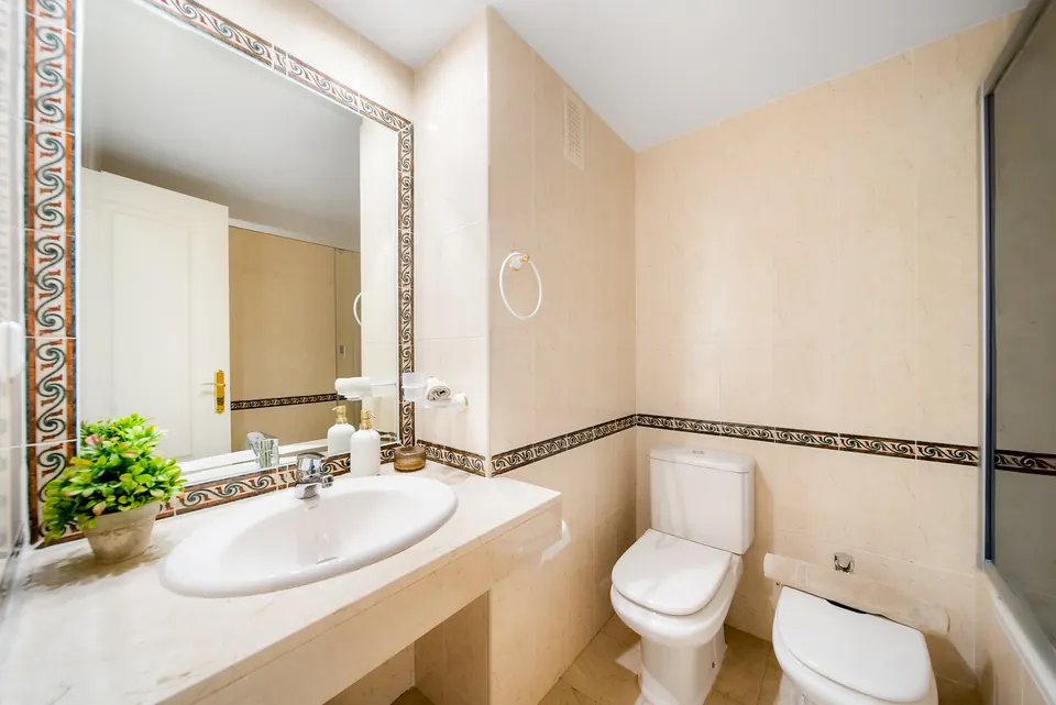 Bathroom, Private owner · 2026