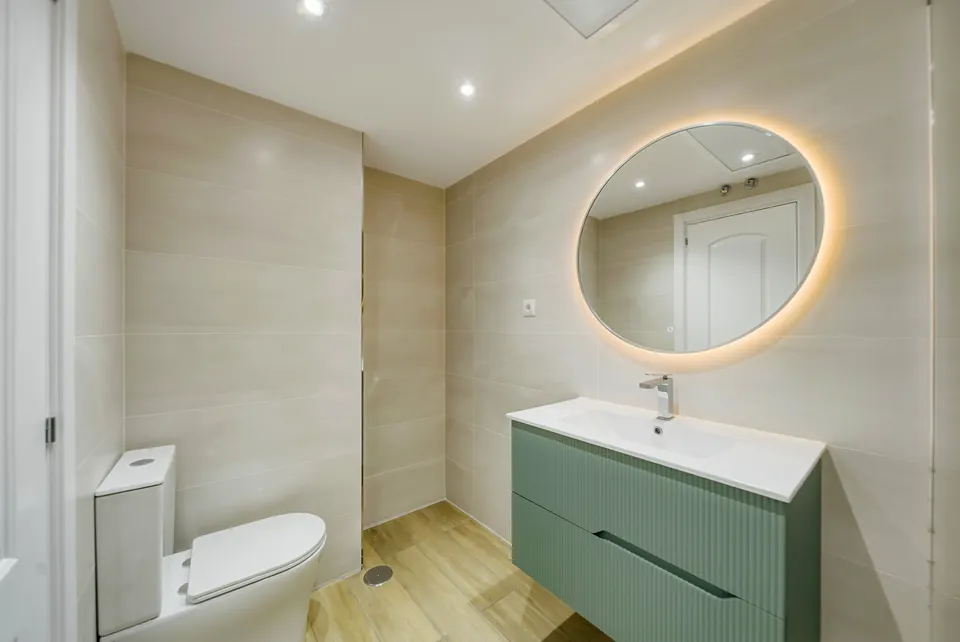 Bathroom, WL Costa Properties · 2026 · shoot 16