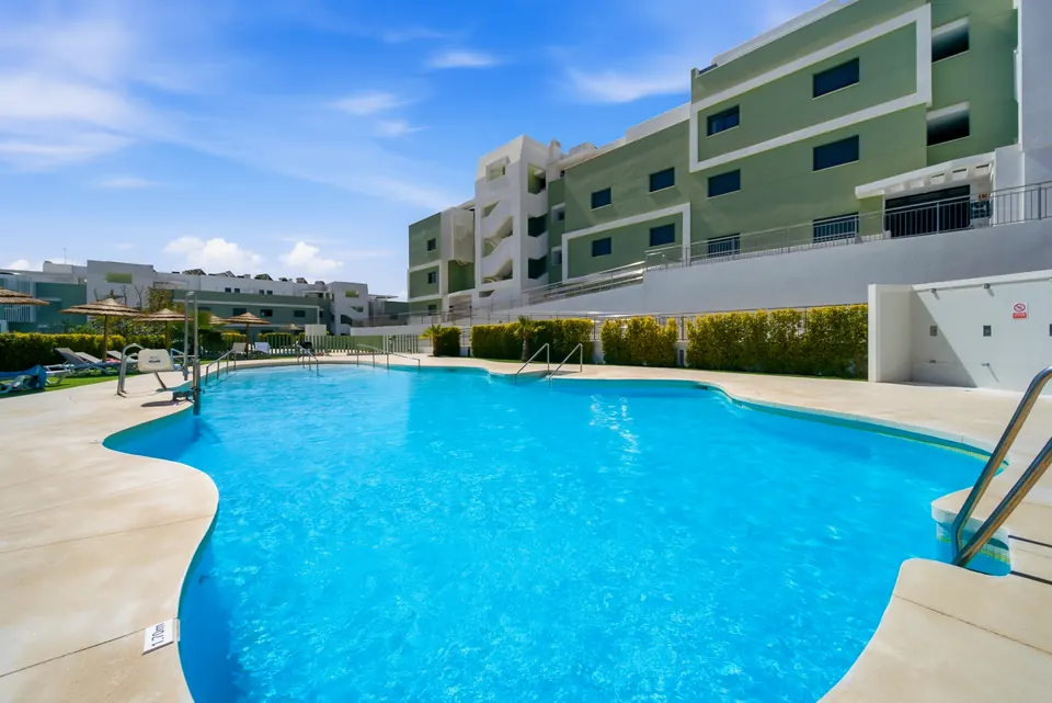 Pool, Espa Living · 2026 · shoot 1