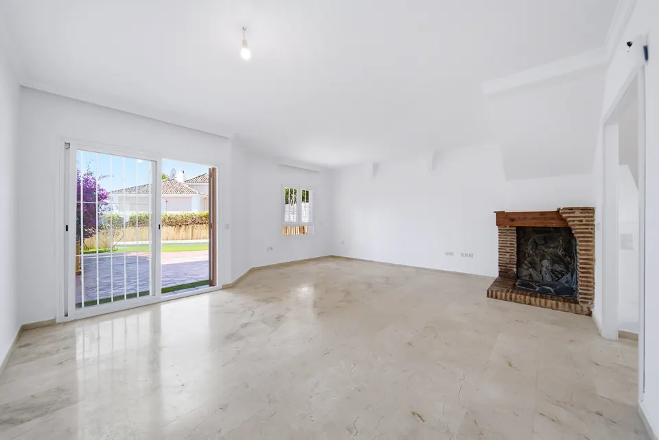 Open plan living and dining, Utopía Coast Properties · 2026 · shoot 6